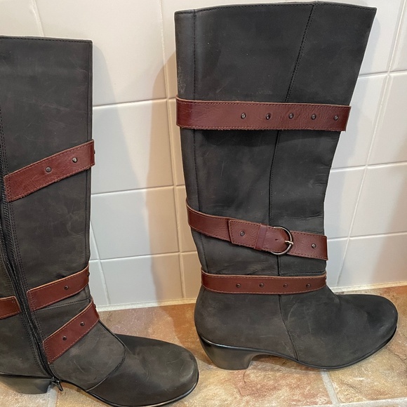 Naot Leather boots - Picture 1 of 6